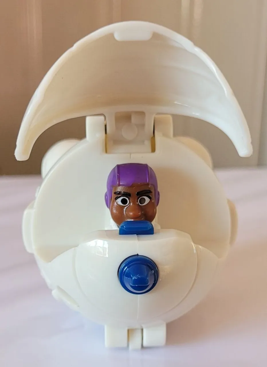 Boneco Alisha Pilotando Nave Buzz Lightyear Disney Mcdonalds