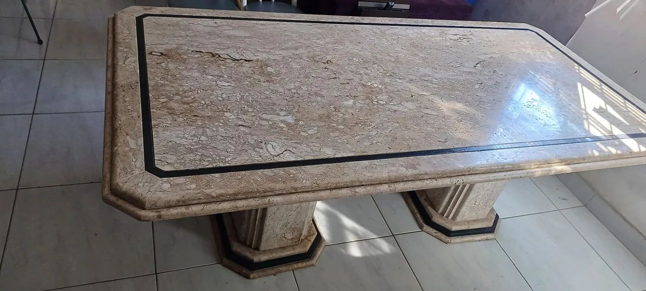 Mesa de Jantar de Mármore, 8 lugares, sem cadeiras. - Foto 4