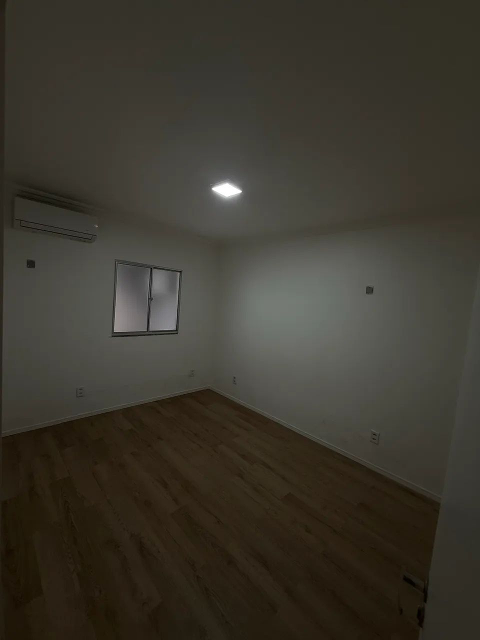 Casa 3 quartos com split e piso vinílico  - Foto 11