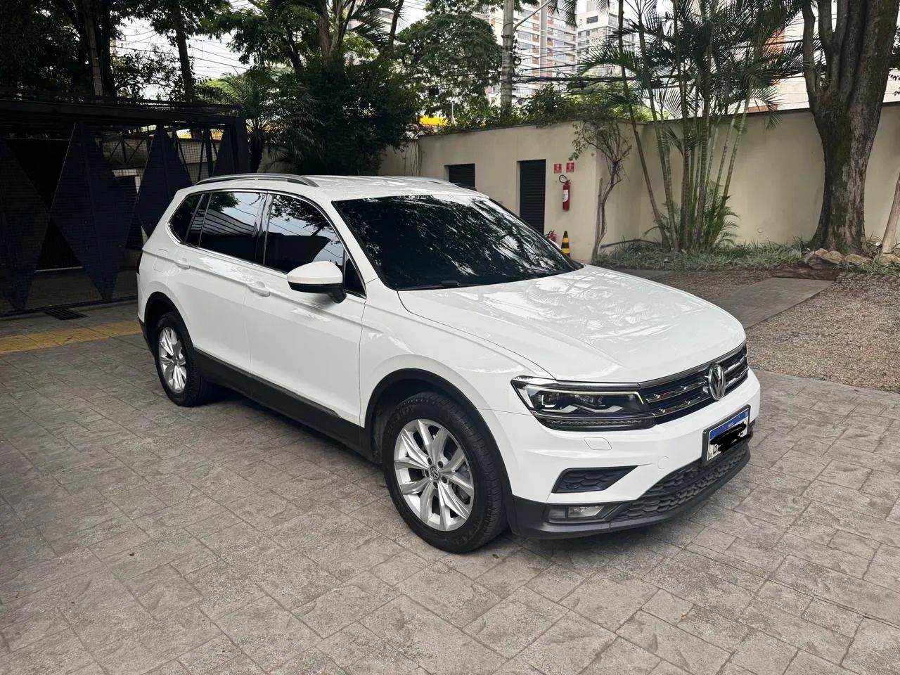 VW Tiguan Comfortline Allspace 7 lugares 2018 - Foto 5