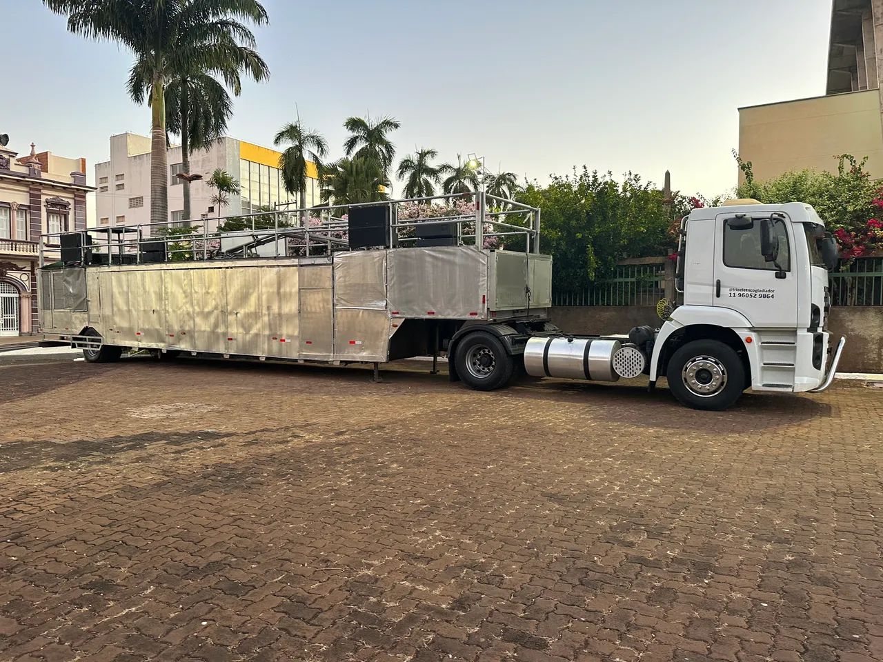 Trio Elétrico Pranchão  600 mil  - Foto 3