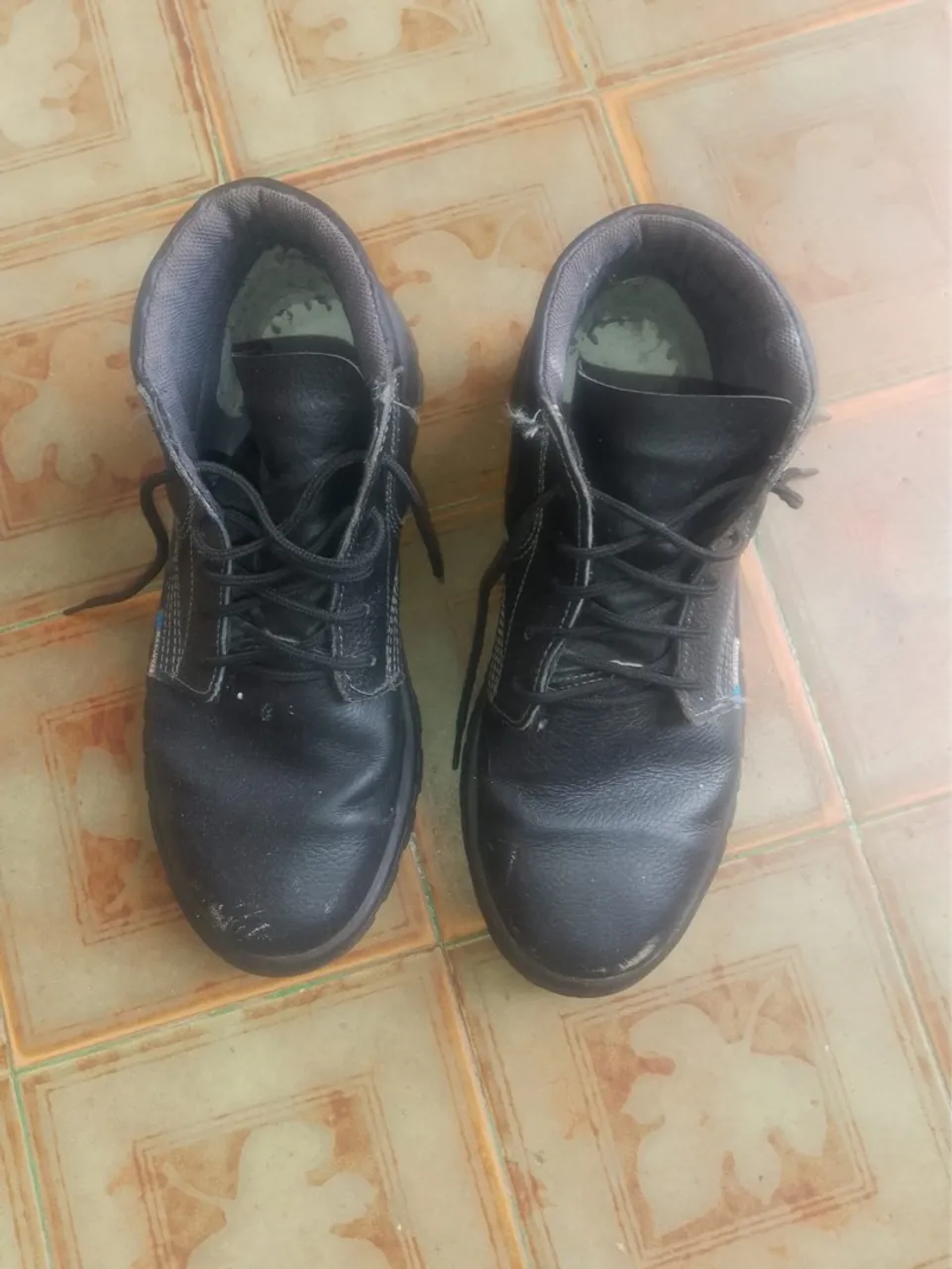 Botas de Segurança - Couro Preto