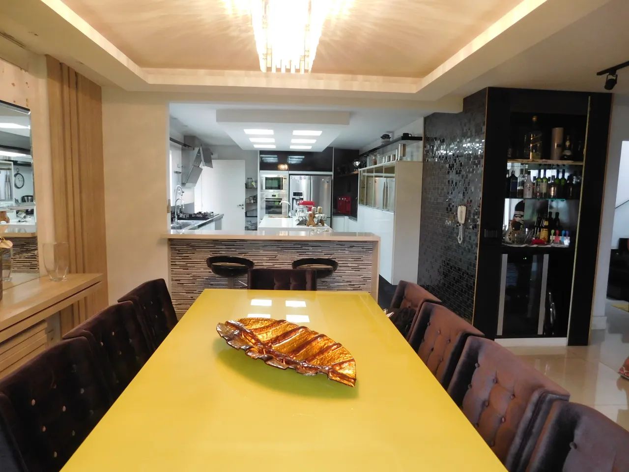 CASA TRIPLEX DE 400M² NO MELHOR CONDOMÍNIO DE NOVA IGUAÇU/RJ Caracteres - Foto 5