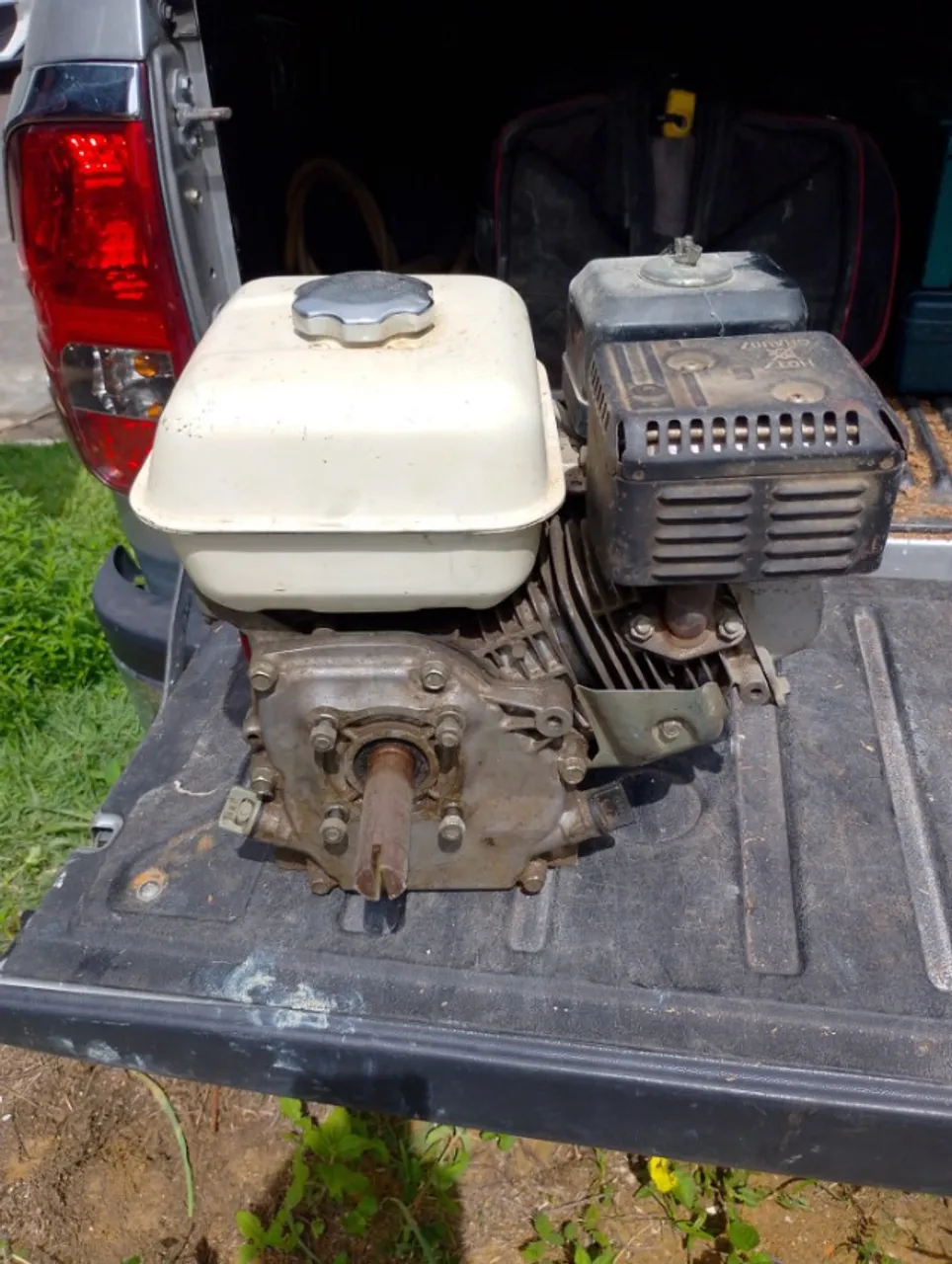 MOTOR HONDA 5,5 SEMI NOVO - POUQUISSIMO USO