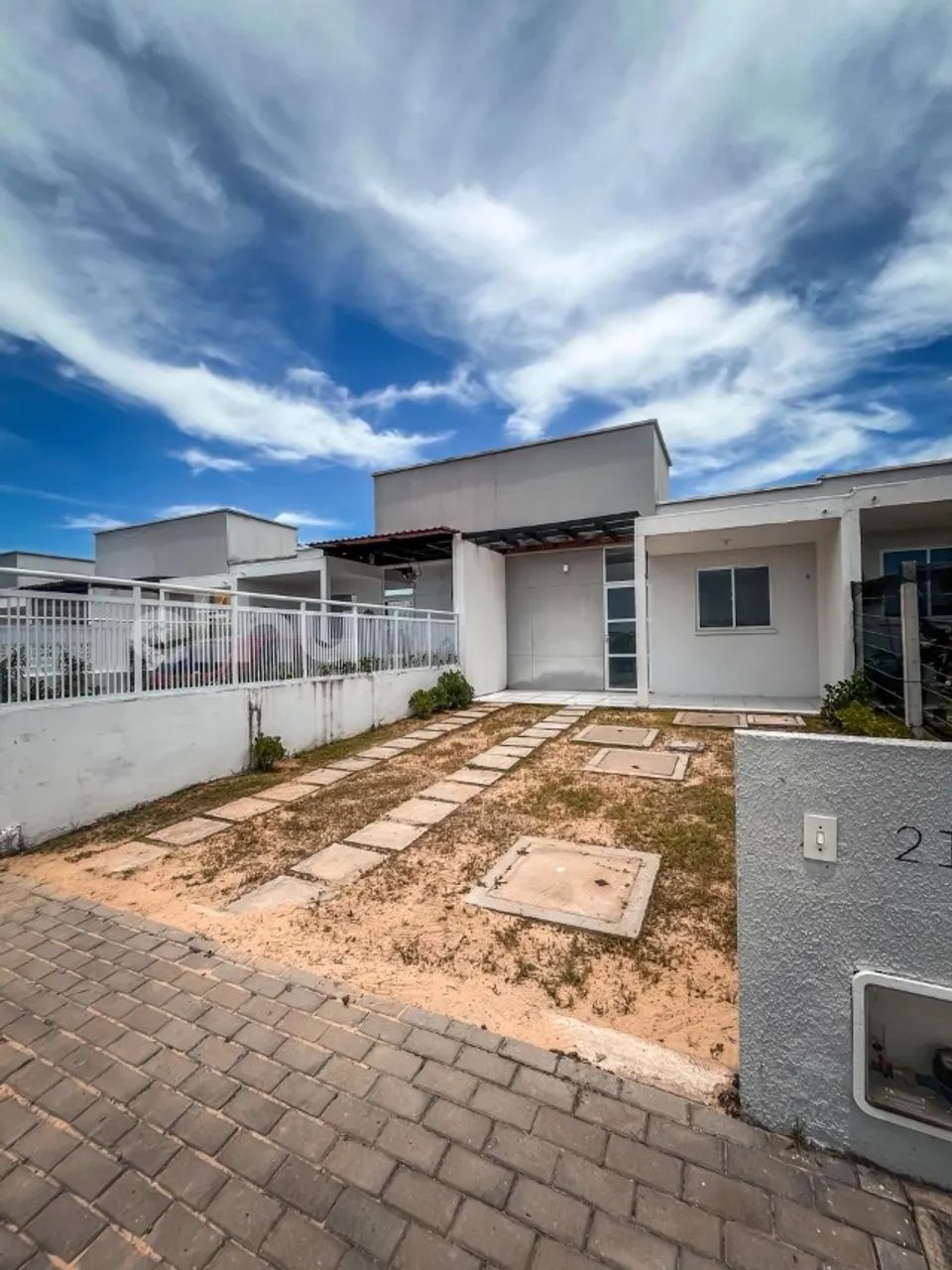 CASA AQUIRAZ NOVA - 3 DORM - SMART CITY