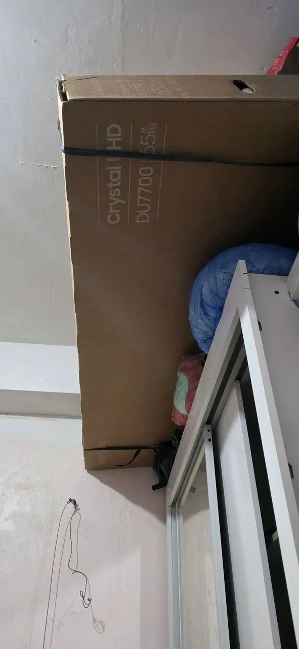 Vendo caixa vazia TV 65polegadas