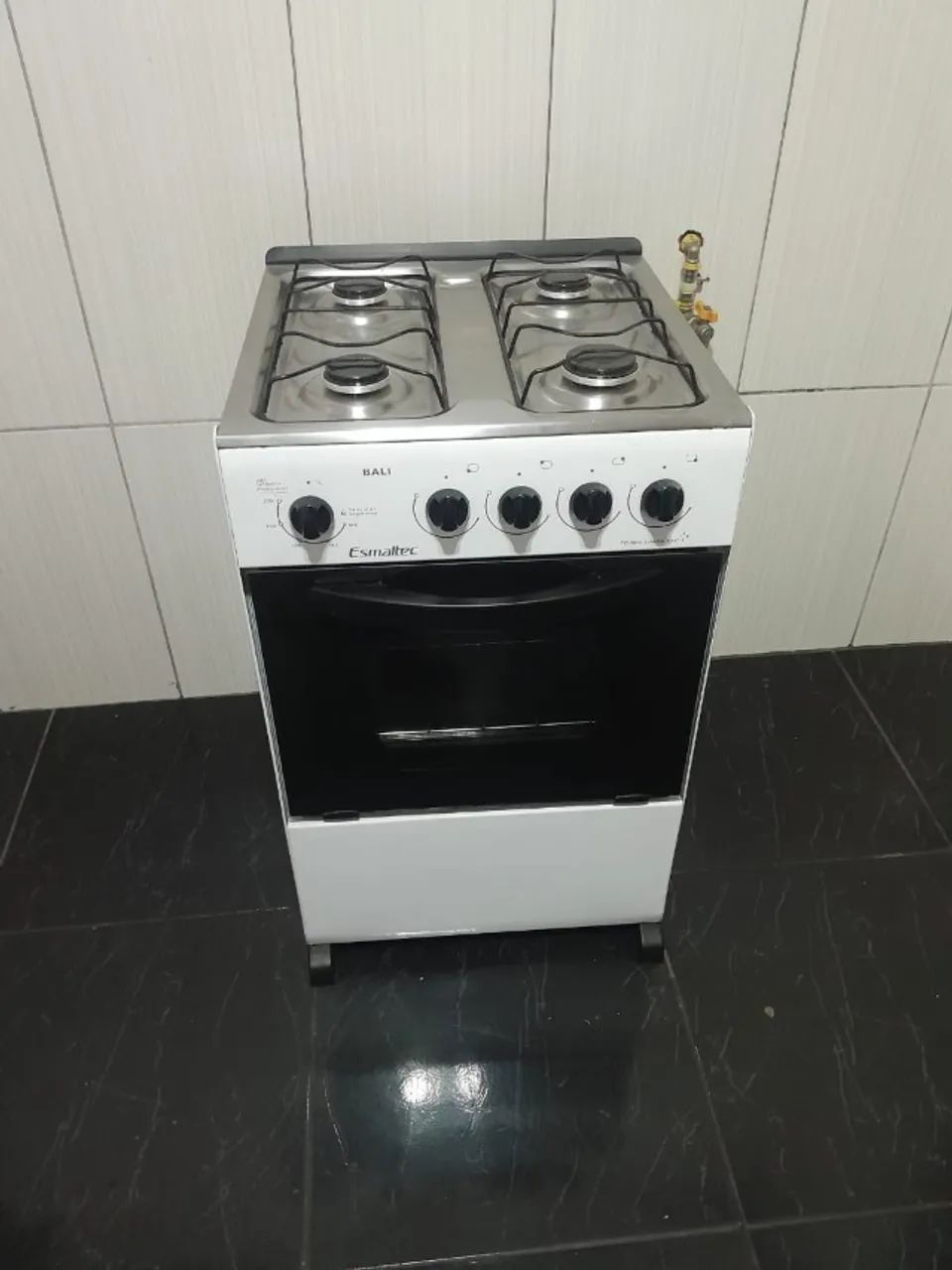 Vendo Fogão 4 bocas, pra gás encanado,sem a mangueira, 9 meses de uso,semi novo. - Foto 4