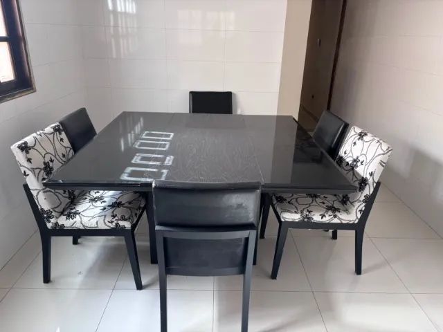 Mesa de Jantar 6 Lugares com Tampo de Vidro e 6 Cadeiras - Excelente Estado - Foto 2