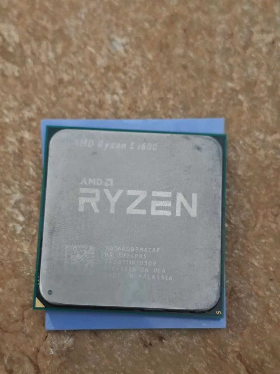 Processador Ryzen 5 1600 Usado - Nao acompanha caixa - Foto 2
