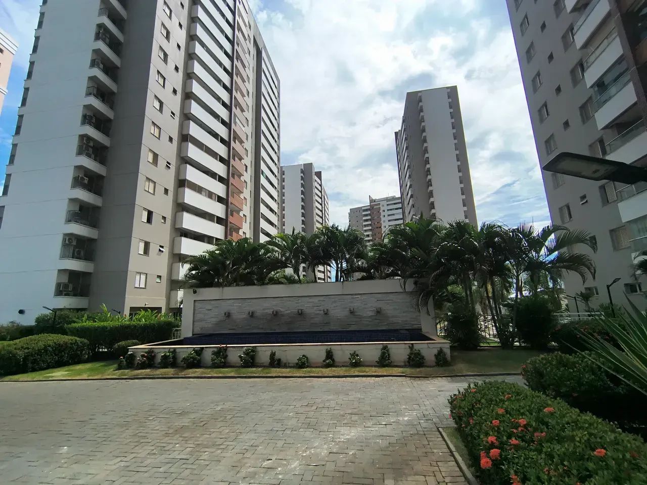 Apartamento para venda com 83 metros quadrados com 3 quartos