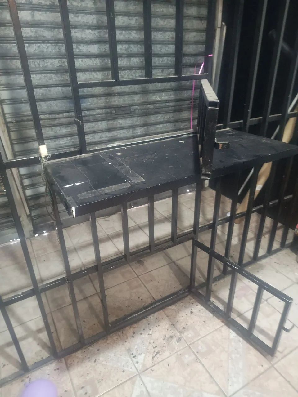 Grade para adega 