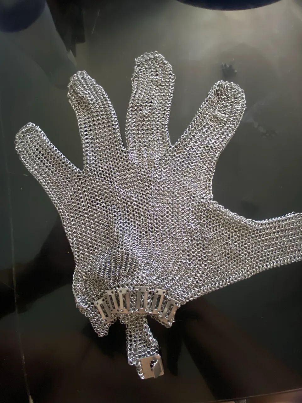 Luva malha de aço a negociar 