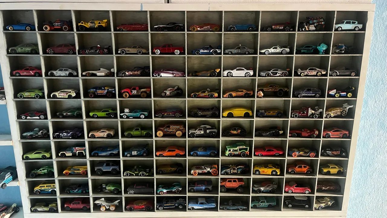 Lote de carrinhos variados