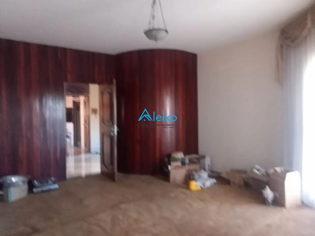 Casa com ampla área de lazer e Edícula - Foto 5