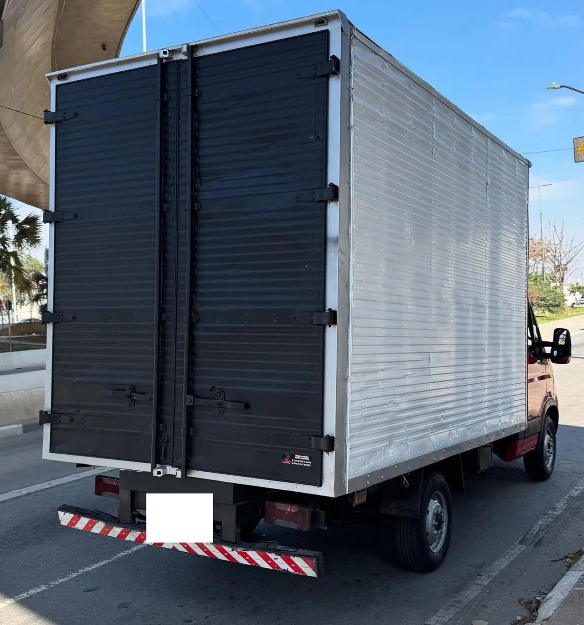IVECO DAILY 35S14 Ano 2012 - Foto 4