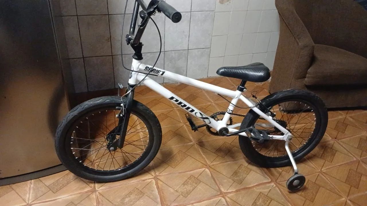 Bicicleta  - Foto 2