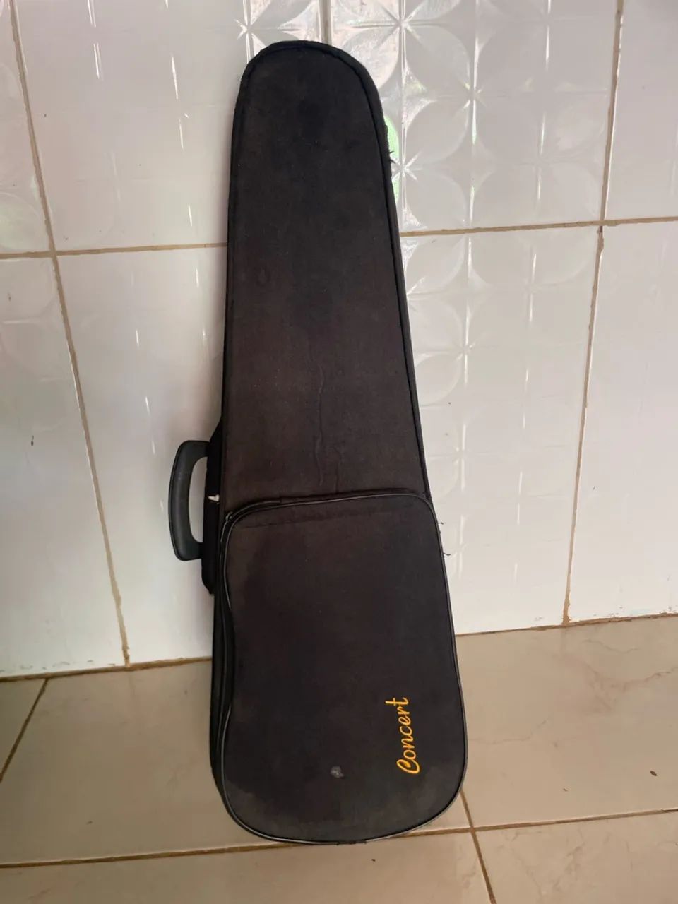 Vende-se violino 