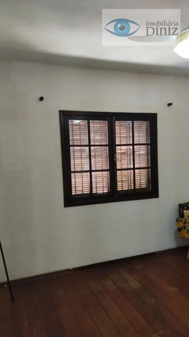 CASA ASSOBRADADA  NA RUA XV - PROX AO CENTRO E SUPERMERCADO - Foto 5
