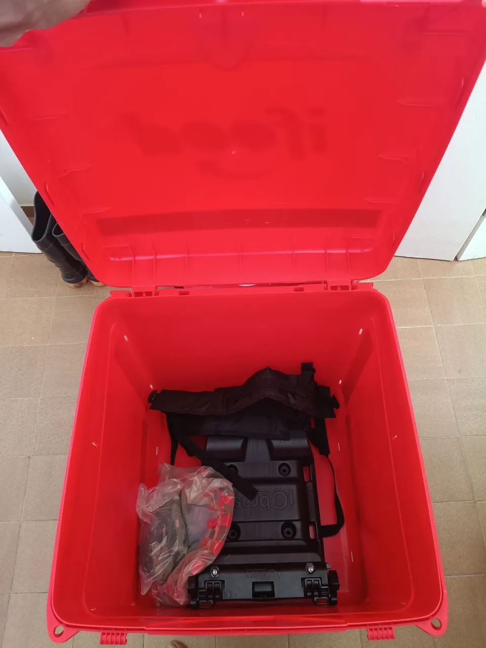 Baú 110Litros para motociclista - Equipamentos Para Comércio