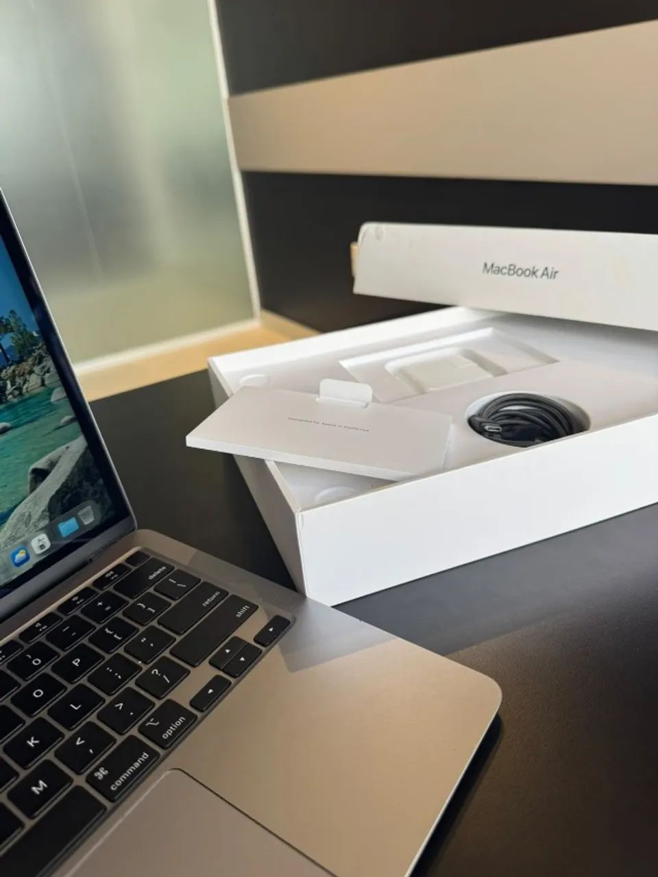 Macbook Air M1 8GB 256GB 13.6'' Space Gray 92% - Foto 3