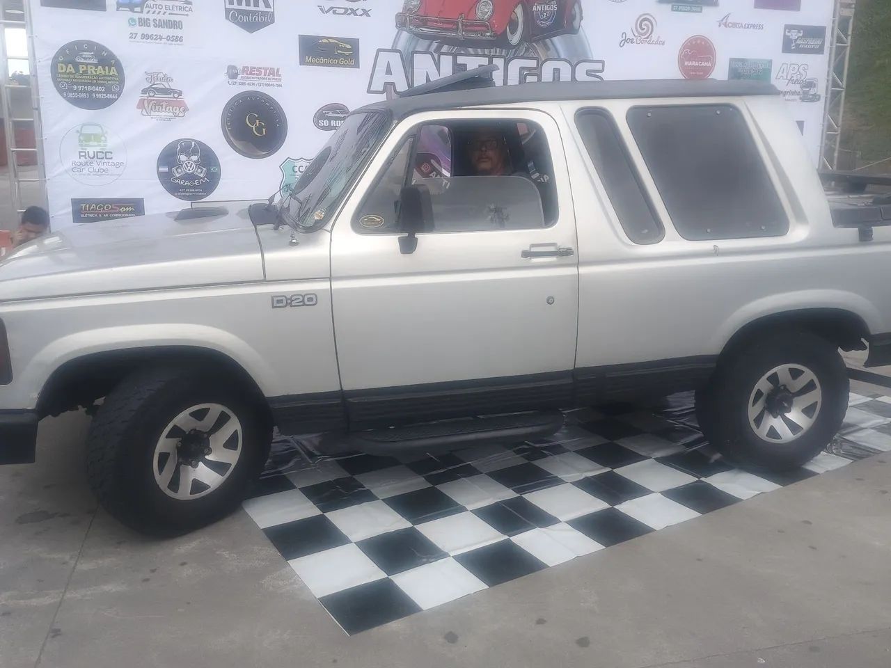 Chevrolet D-20 D-20 S / Luxe 3.9/4.0 Diesel 1991