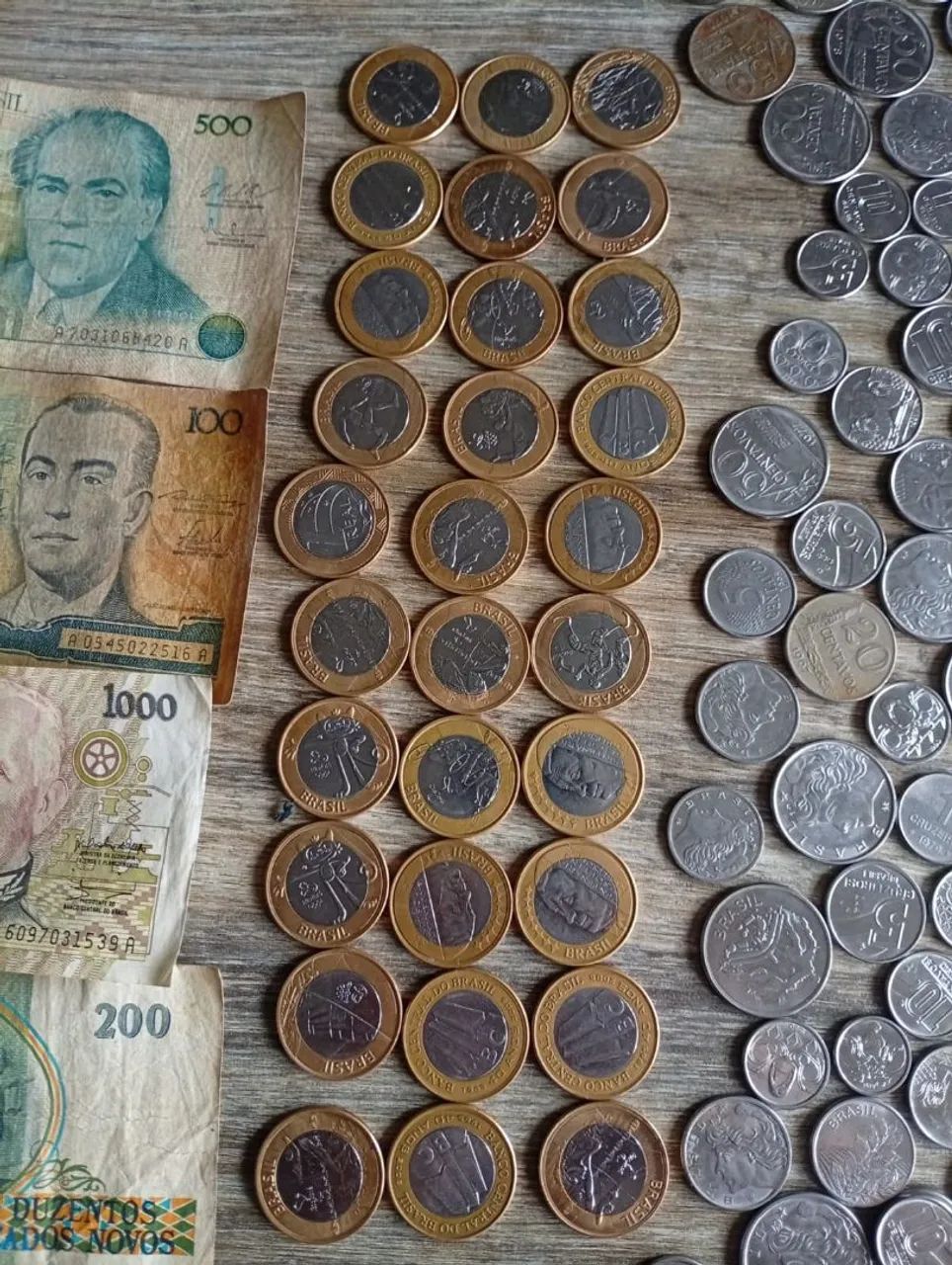 Moedas antigas, comemorativas e cédulas antigas  - Foto 6