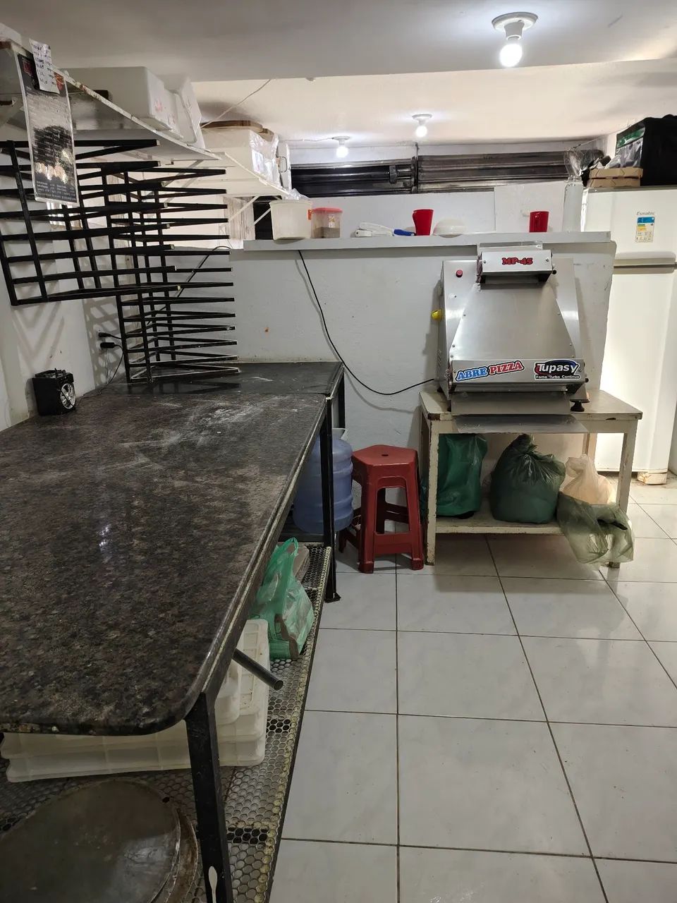 " PIZZARIA DELIVERY, ACEITAMOS SÓCIO"