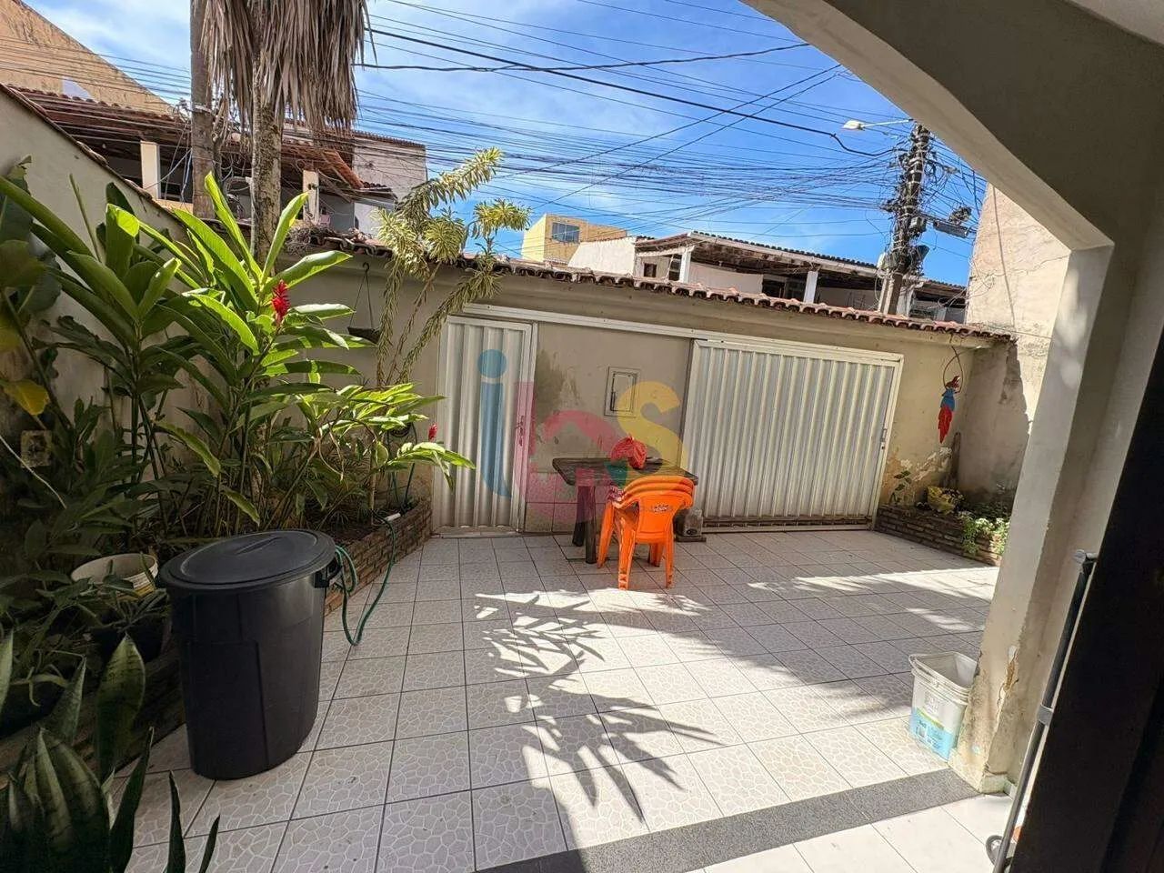 VENDO CASA HERNANI SÁ