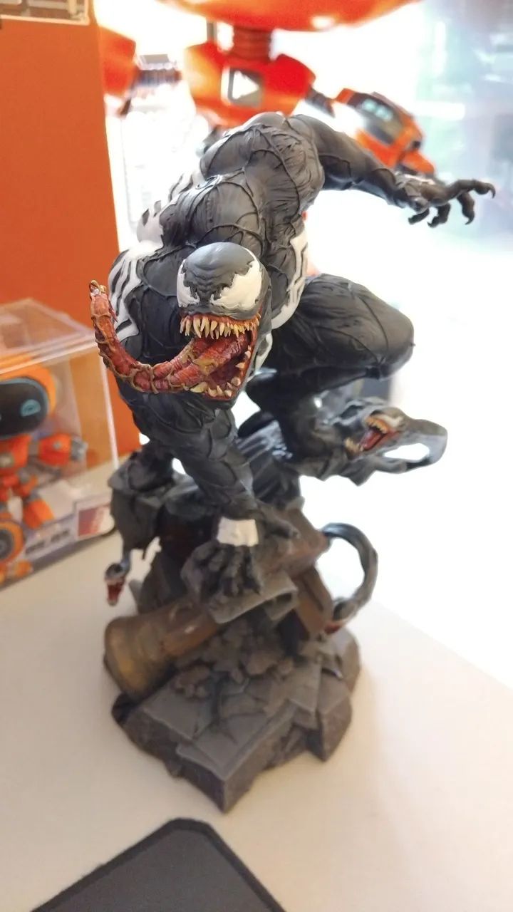 Action Figure Venom com Head Extra