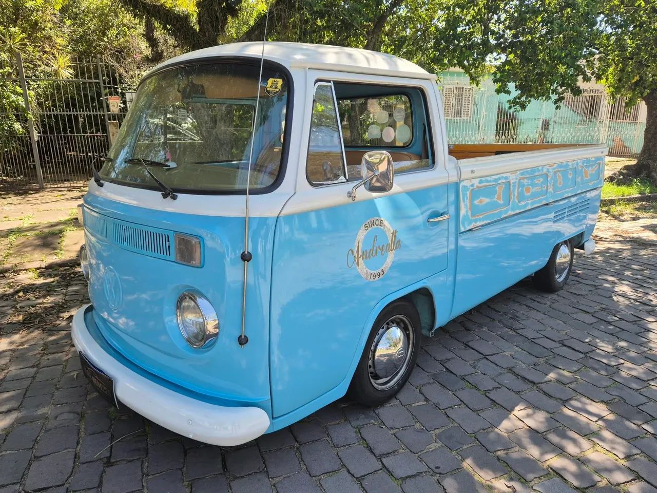 Volkswagen Kombi Standard/ Luxo/ Serie Prata 1980