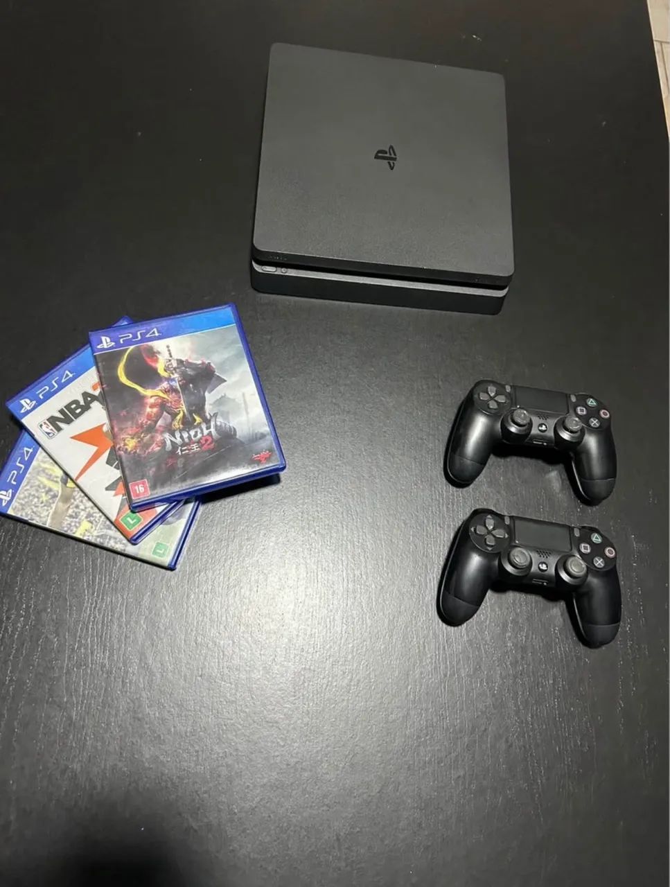 Ps4 slim 