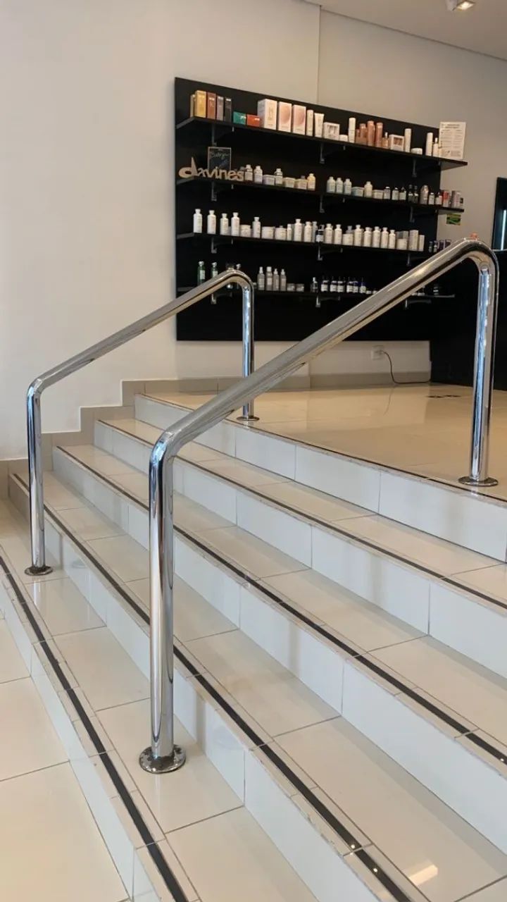 EQUIPAMENTOS E PRODUTOS EM INOX