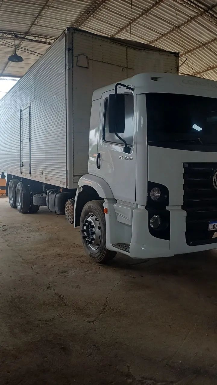 24250 2007  * - Foto 3