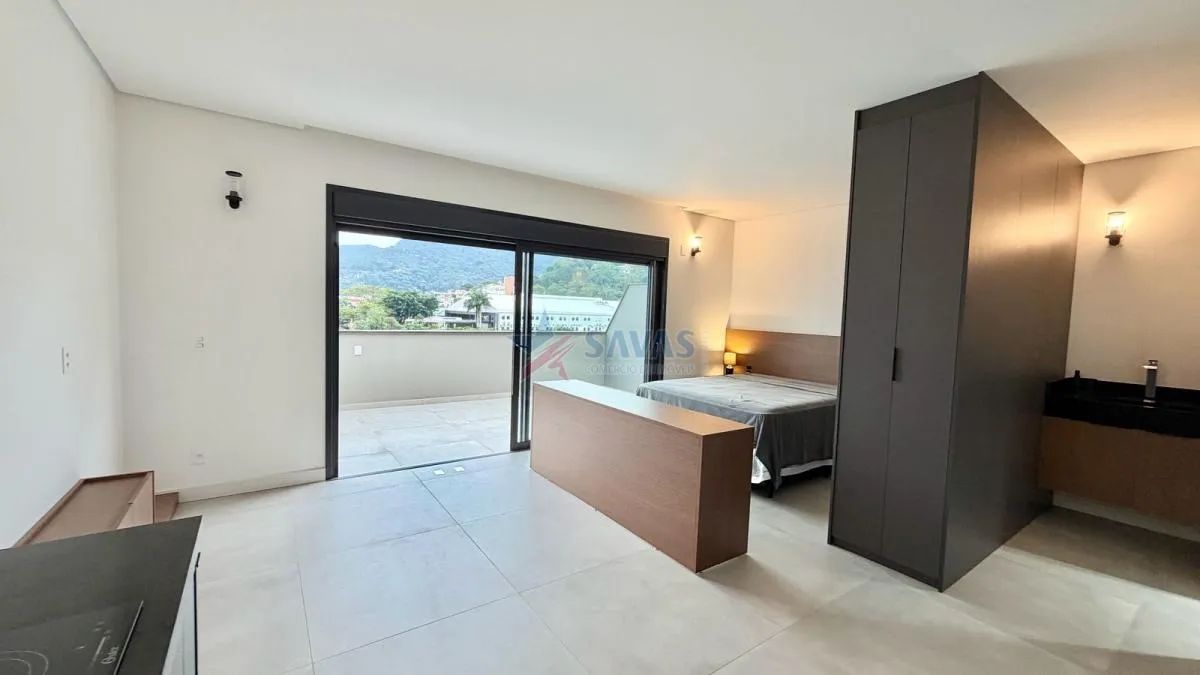 MARAVILHOSO STUDIO NA SC 401 - ALTO PADRÃO