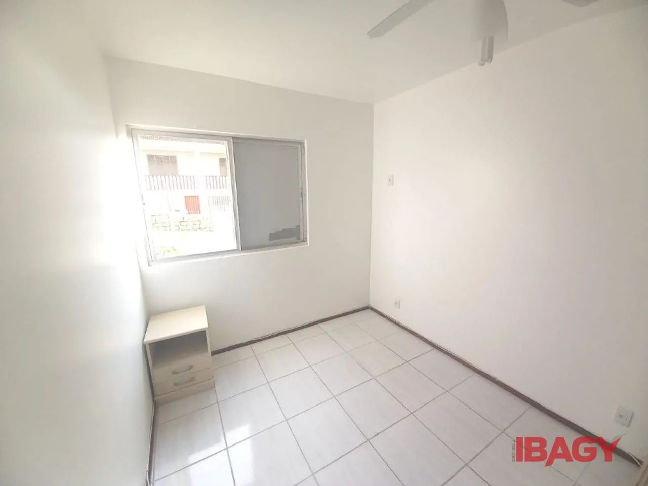 Excelente Apartamento 2 dormitório(s) em Pantanal - Florianópolis - Foto 4