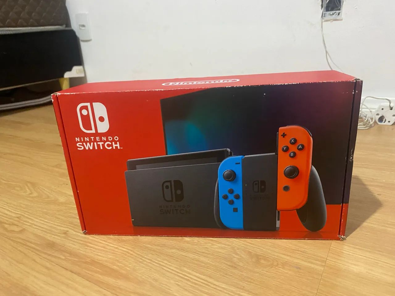 Nintendo switch vermelho e azul