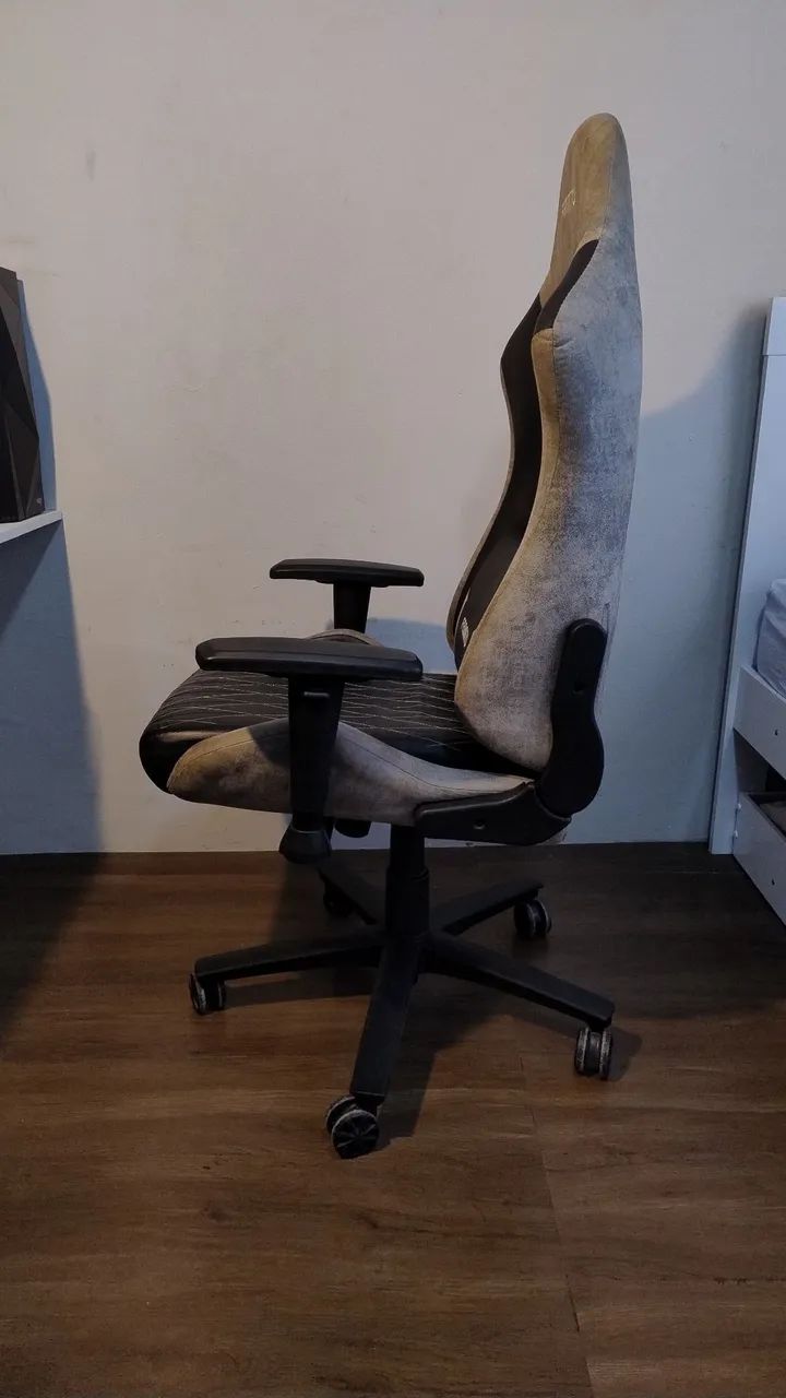 Cadeira Gamer Femmto GP001 (Usada) - Foto 4