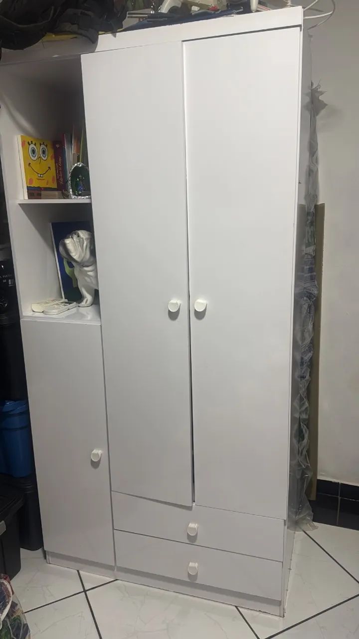 Guarda- roupa infantil