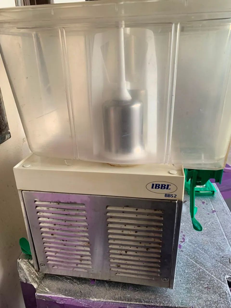 Refresqueira ibbl, duas cuba de 15 litros  - Foto 3
