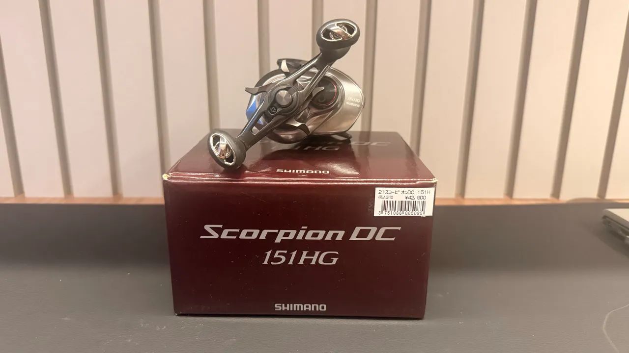 Carretilha Shimano Scorpion DC 151 HG - Manivela Esquerda