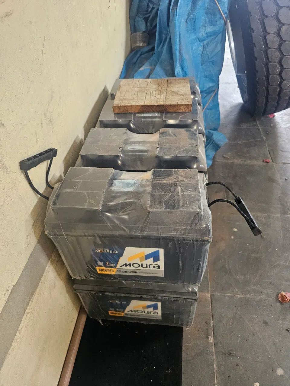 Bateria moura nobreak 105ah nova lacrada