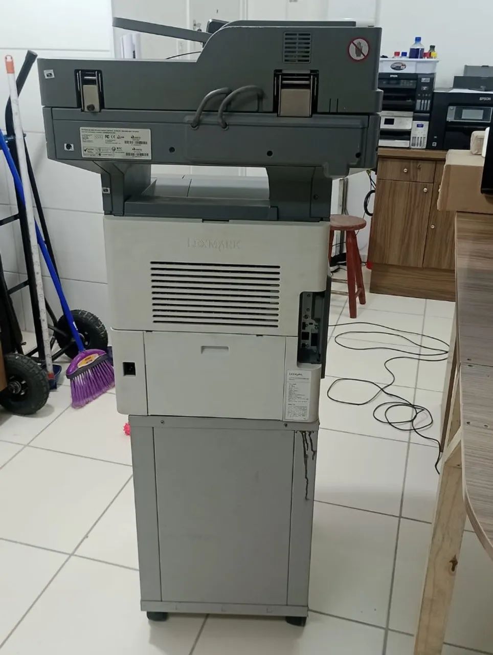 Impressora multifuncional laser P/B Lexmark x656de - Foto 2