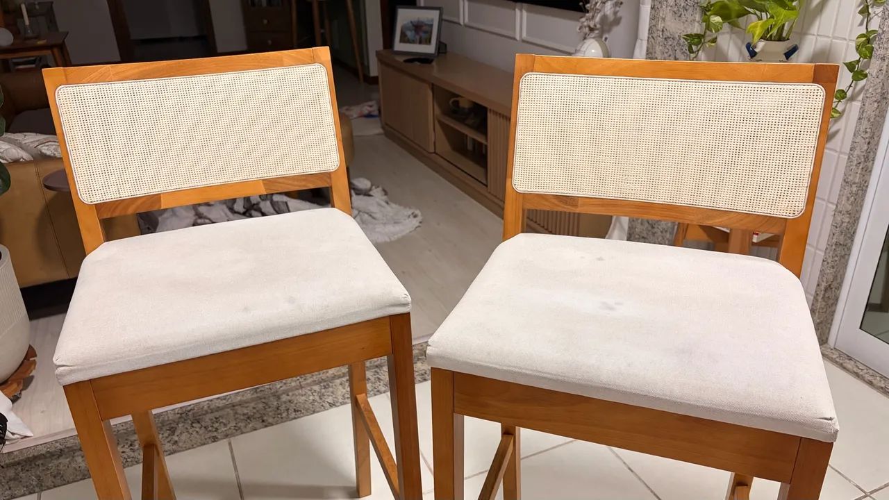 2 Banquetas Altas com Encosto - Foto 5