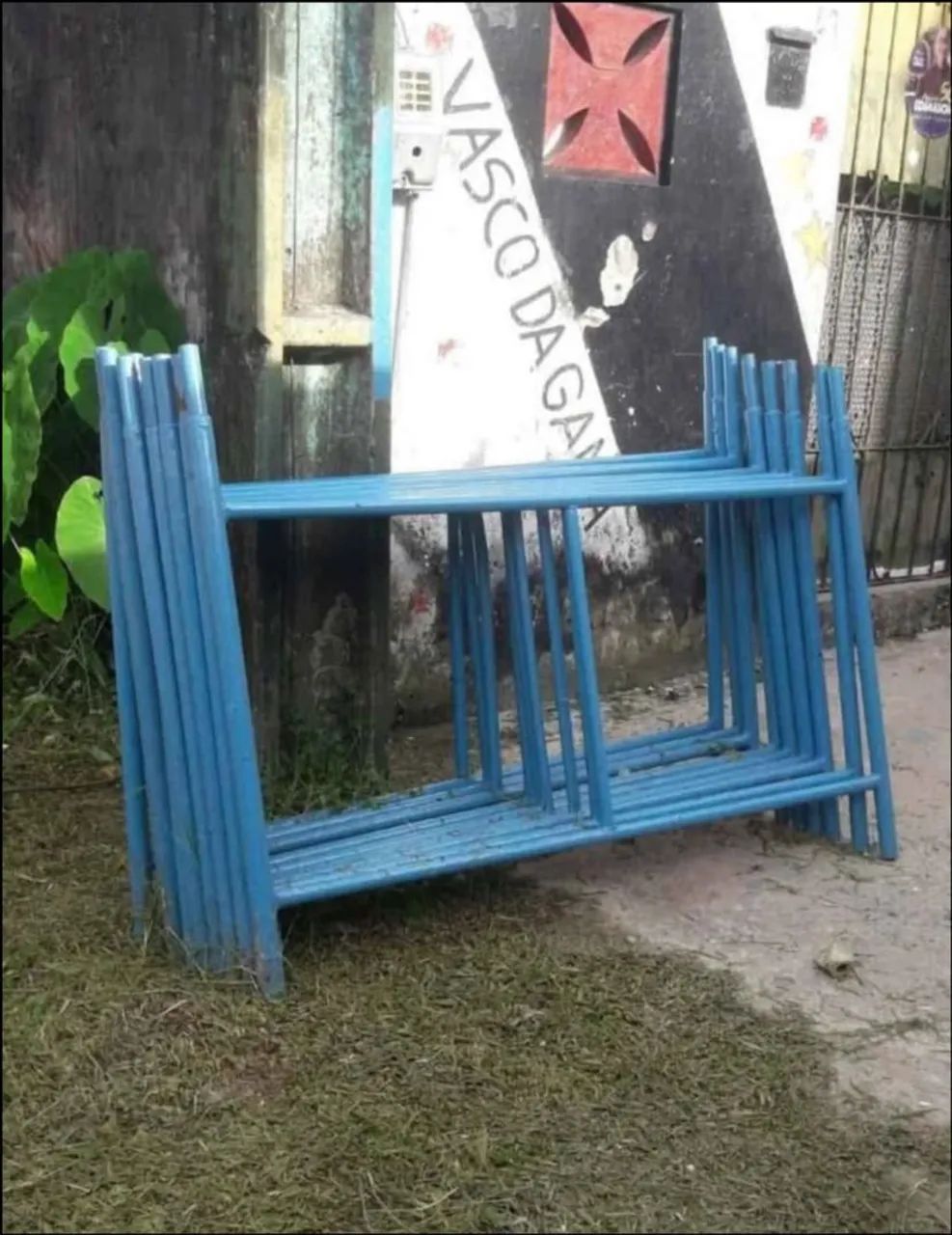 Andaimes e escória de lajes  - Foto 3