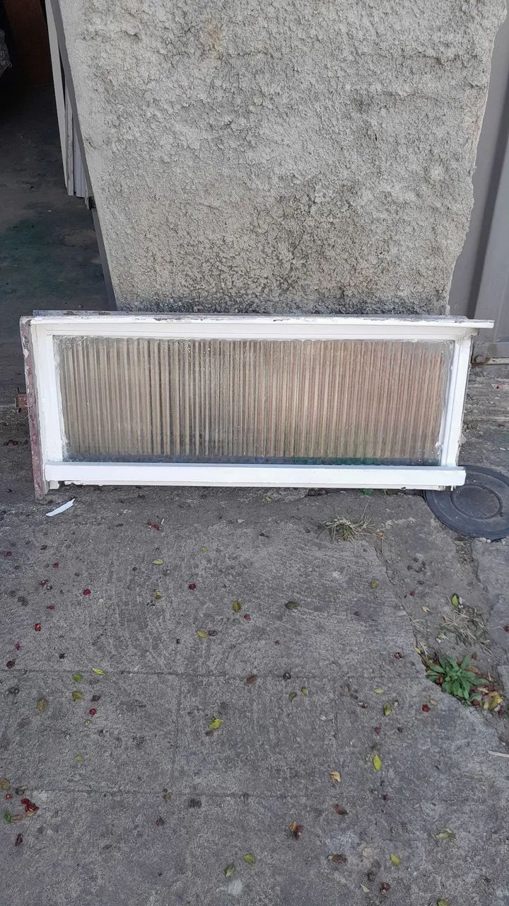 Porta de correr em ferro e vidros - Foto 2