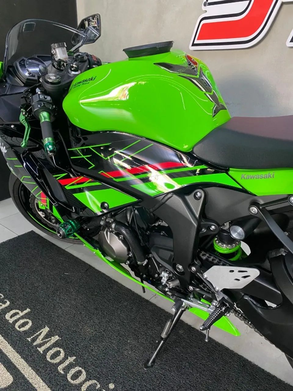 Kawasaki Zx-6r 636cc 2024 - 1503725847 | OLX