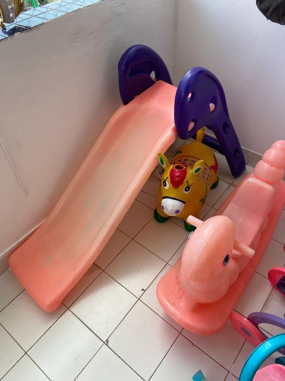 Escorregador infantil 