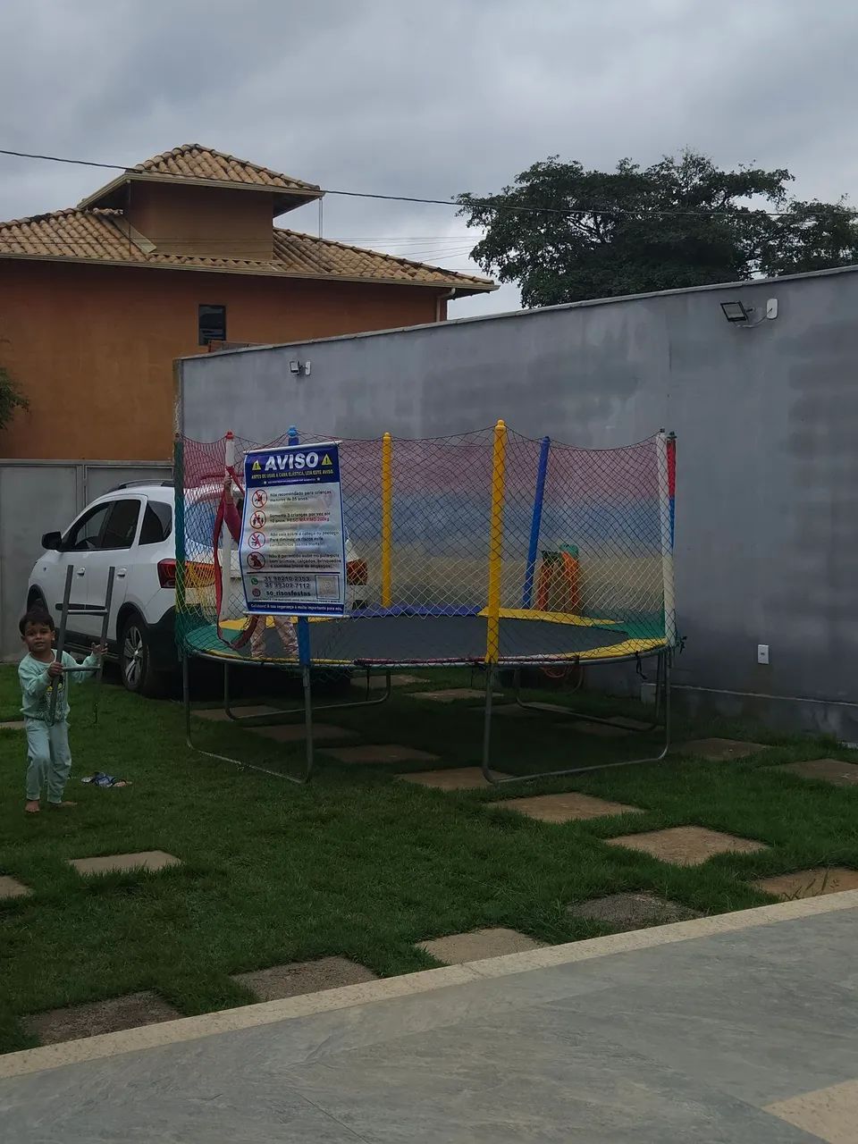 Cama elástica 3,05m e Piscina de bolinhas 2x2 metros - Foto 5