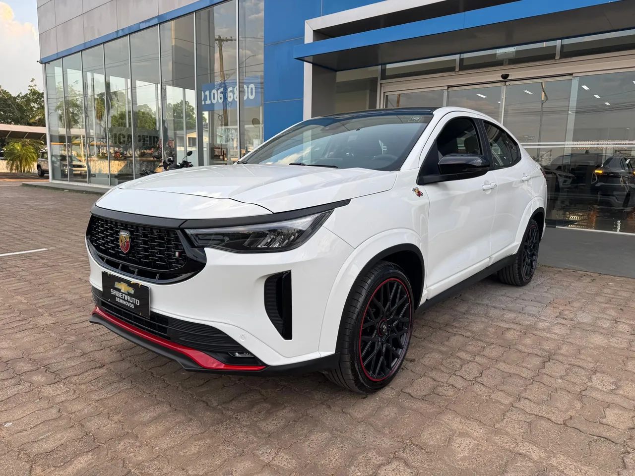 Fiat Fastback Abarth Turbo Flex 1.3 Aut. 2025 - Foto 5