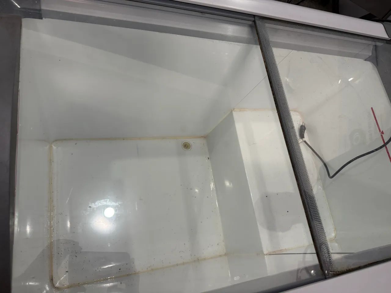 Freezer expositor 300L metalfrio  - Foto 2